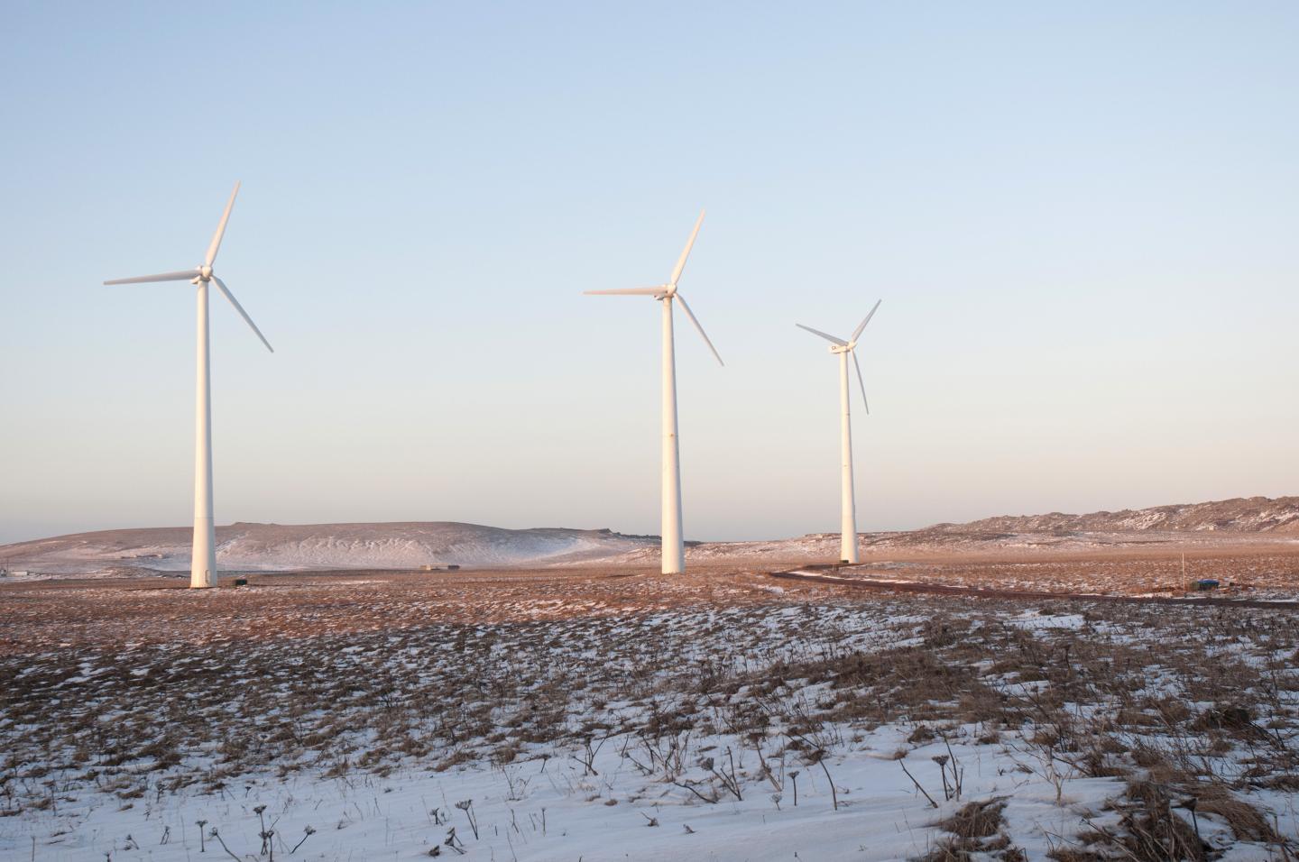 Les éoliennes fournissent de l'énergie renouvelable aux micro-réseaux à travers l'Alaska.