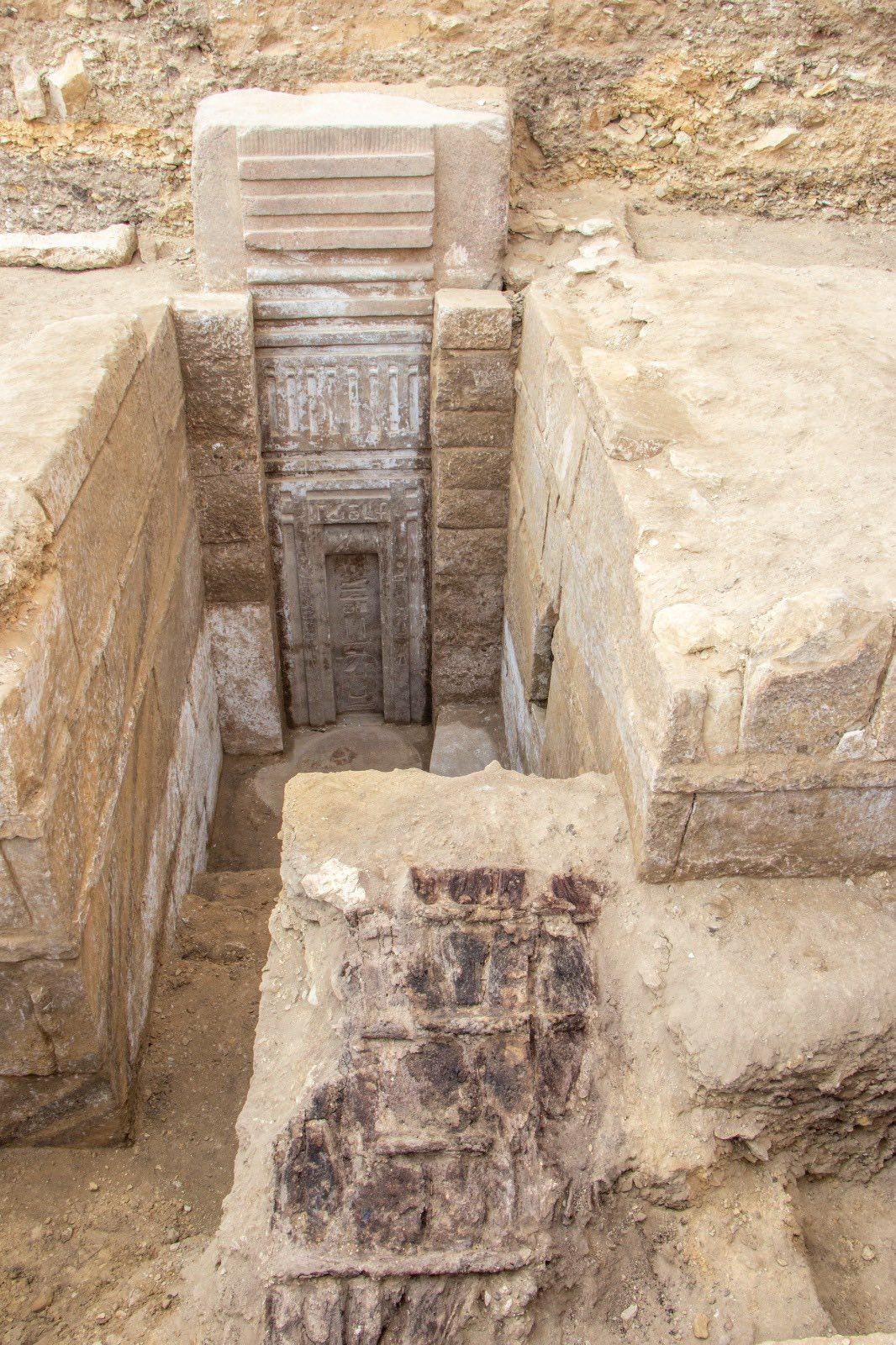 Entrée de tombe égyptienne
