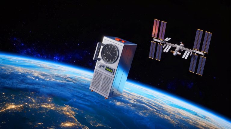 « Aussi gros qu’un frigo » : ce bijou technologique français part dans l’espace pour redéfinir la mesure du temps