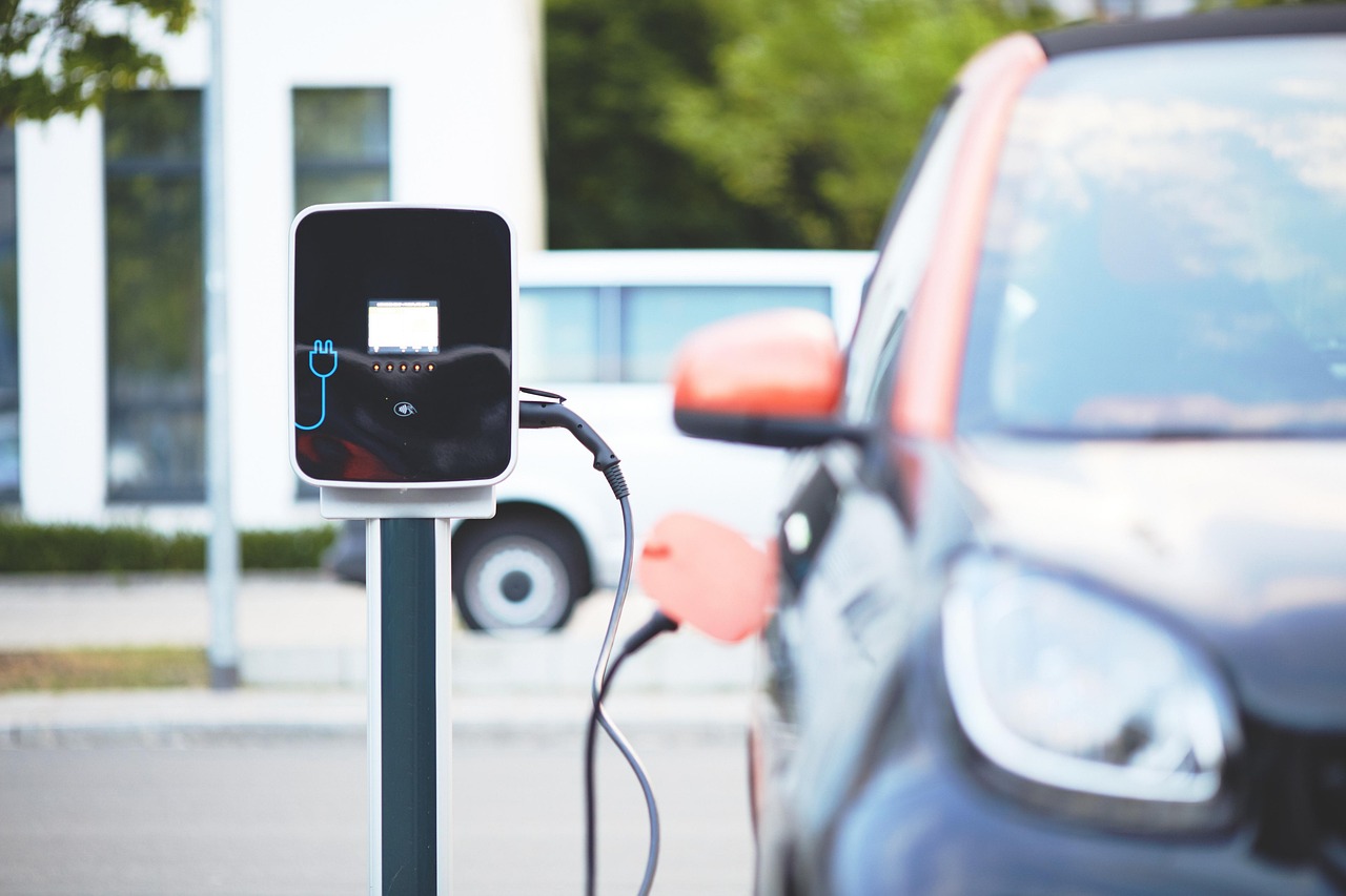 Des batteries capables de s’auto-réparer pourraient doubler l’autonomie des véhicules électriques et pulvériser la durée de vie actuelle