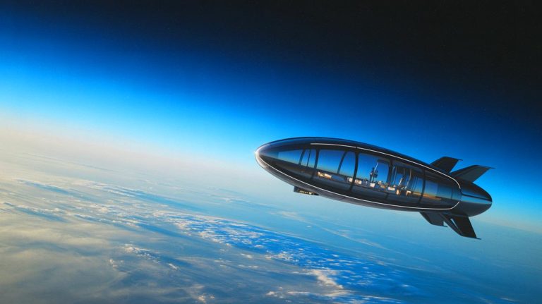 Le premier ballon pour « voyageurs stratosphériques » testé avec succès près de Toulouse et promet une nouvelle ère du tourisme spatial selon ses créateurs enthousiastes
