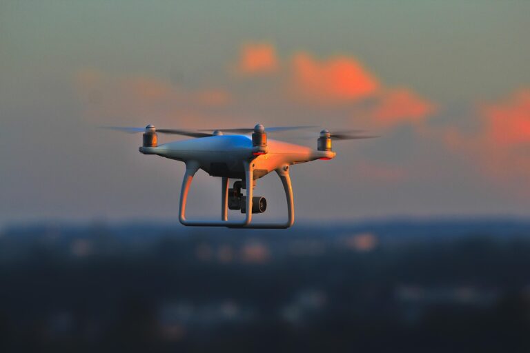 Les États-Unis s&rsquo;attaquent aux drones avec une IA traqueuse : « Ce fusil pourrait changer la donne » et déclencher une nouvelle course à l&rsquo;armement