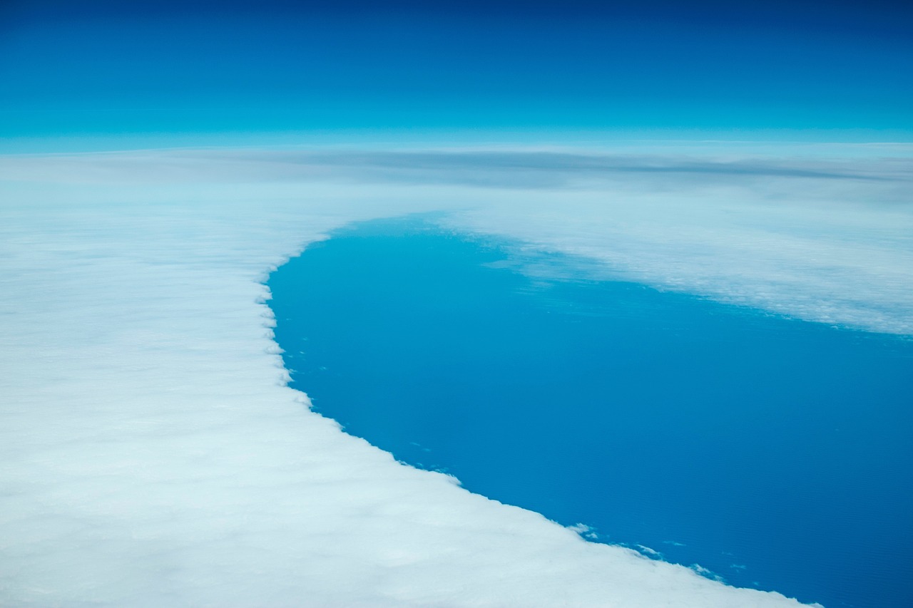 Un trou géant dans la banquise de l&rsquo;Antarctique : « Un désastre écologique ignoré pendant 8 ans » enfin dévoilé au monde entier