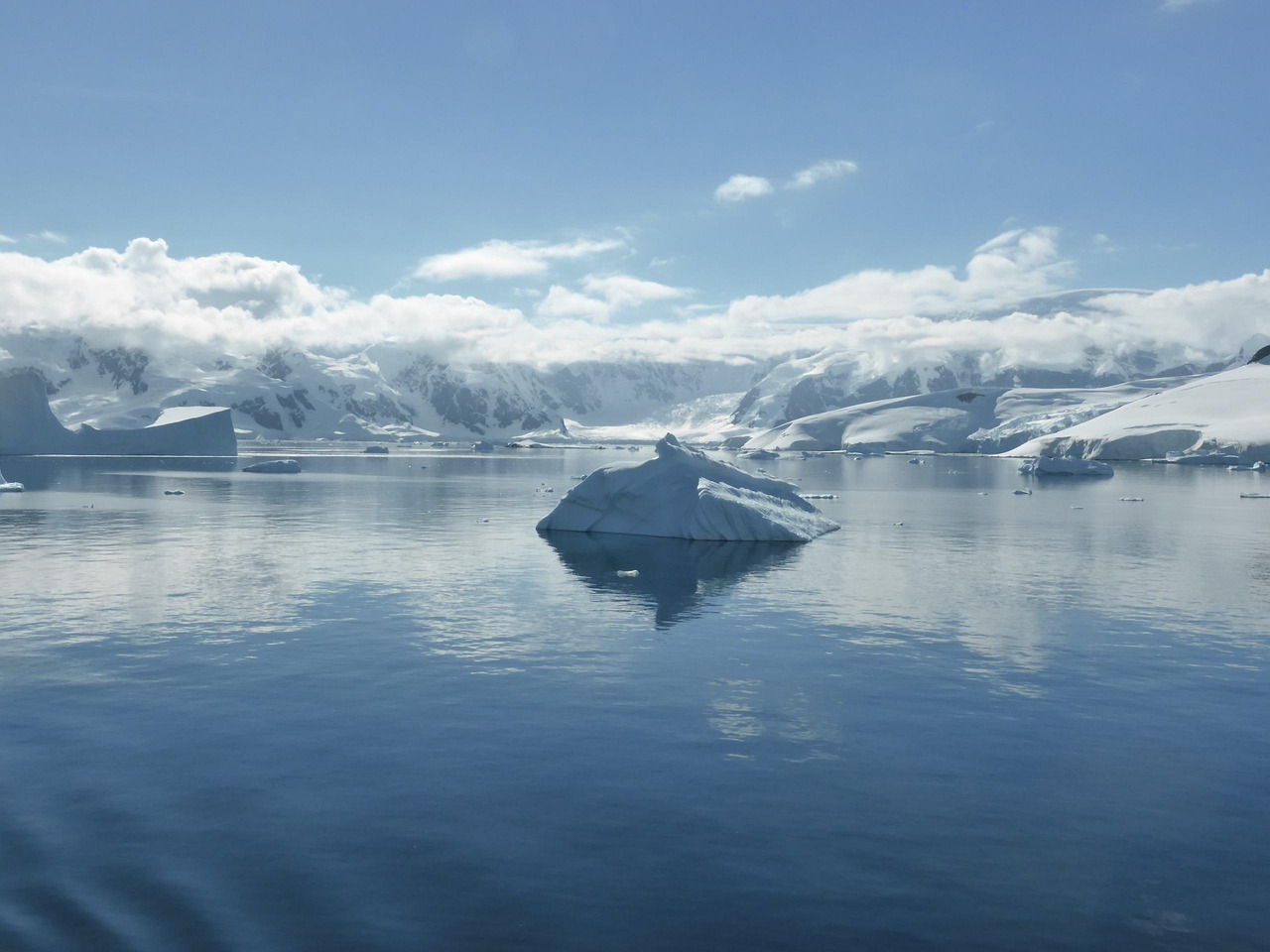 « Un trou géant en Antarctique, c’est la faille cachée du climat » : des chercheurs révèlent un mécanisme inconnu qui inquiète la planète entière