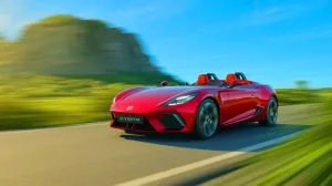 Illustration de la performance et de la technologie du MG Cyberster, le nouveau roadster électrique de MG Motor.