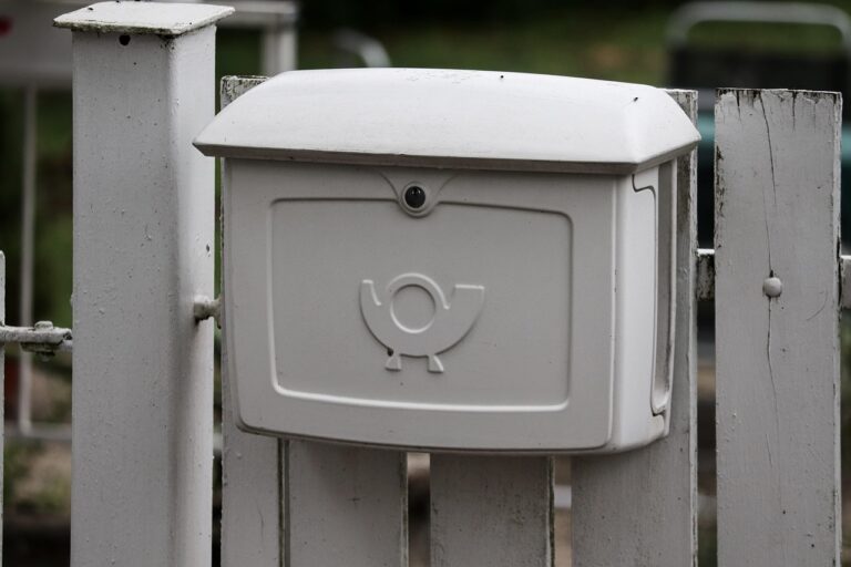 « HomeBox transforme la boîte aux lettres en coffre connecté » : une innovation française pour enfin stopper le vol de colis