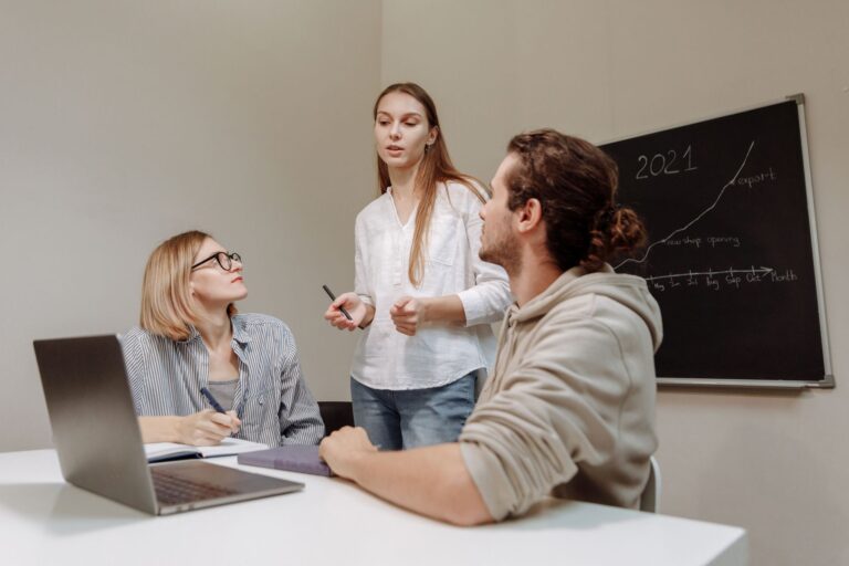 Les leviers psychologiques pour encourager l’esprit d’innovation